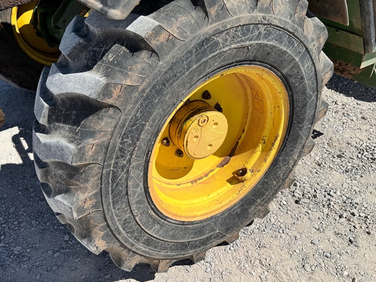 john-deere-3400-image-22