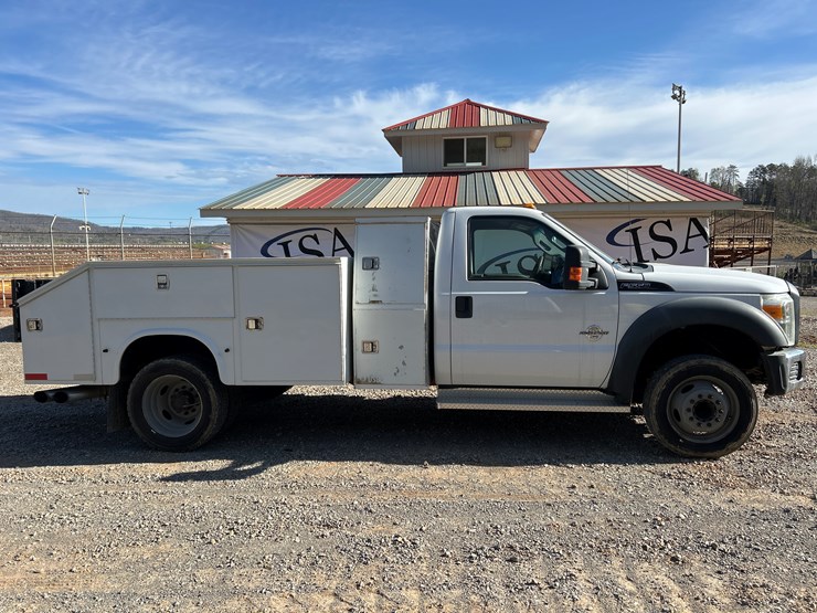 2012-ford-f550-image-6