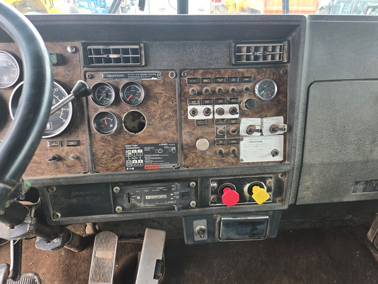 1993-kenworth-t800-image-78