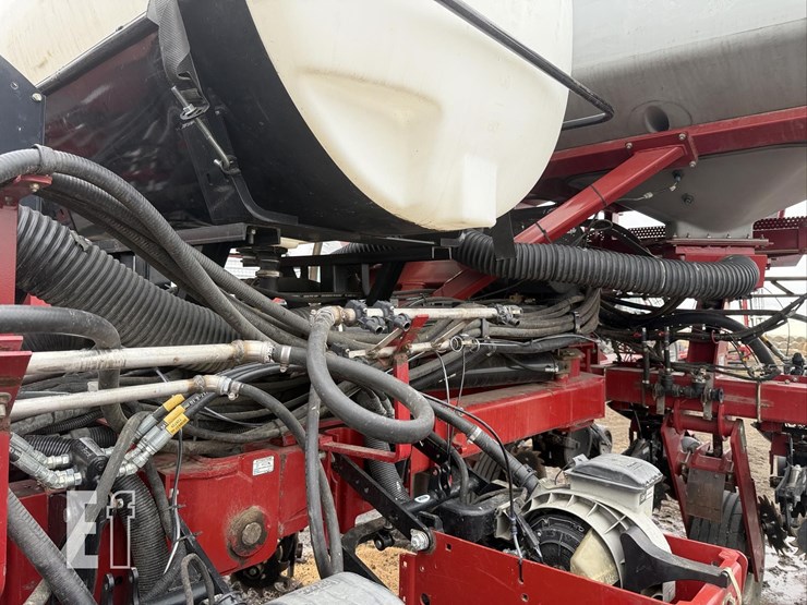 case-ih-1250-image-32