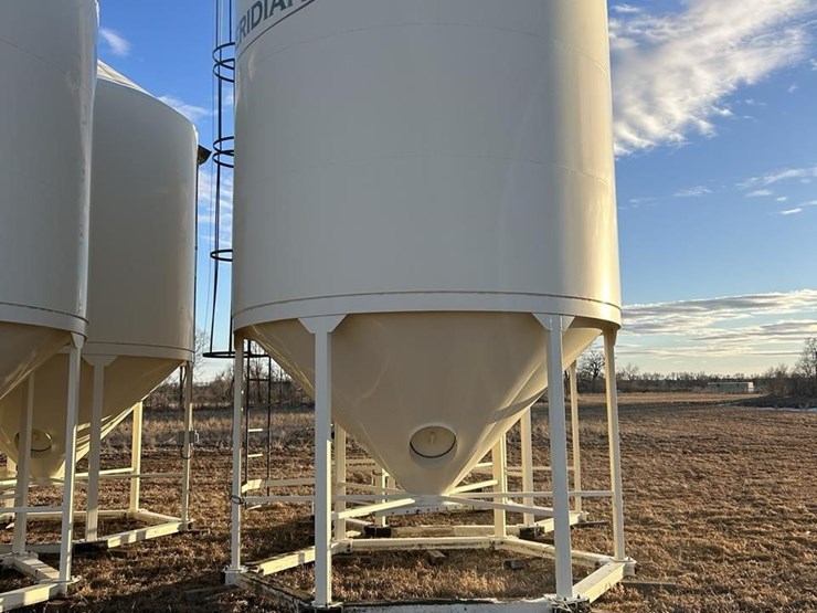 meridian-gm2000-image-1