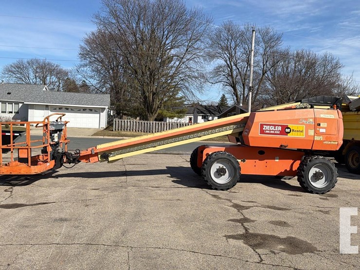 2014-jlg-600s-image-1
