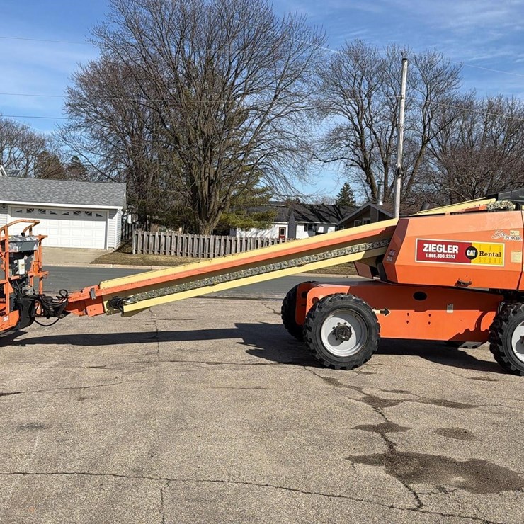 2014 JLG 600S