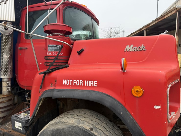 mack-dm688s-image-33