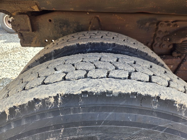 2005-massey-ferguson-8-image-85