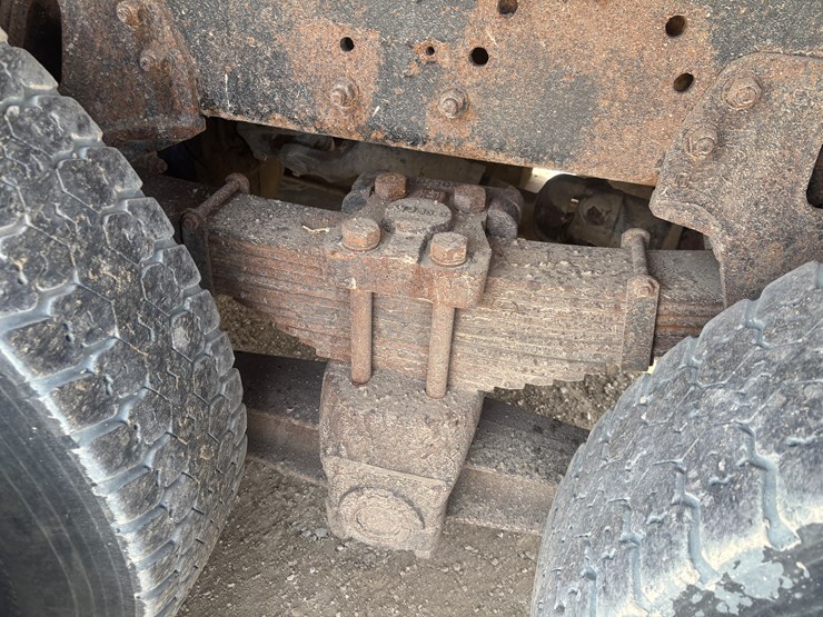 1999-sterling-l9513-image-72