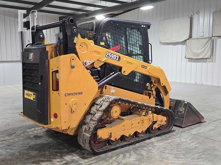 2023-caterpillar-259d3-image-3