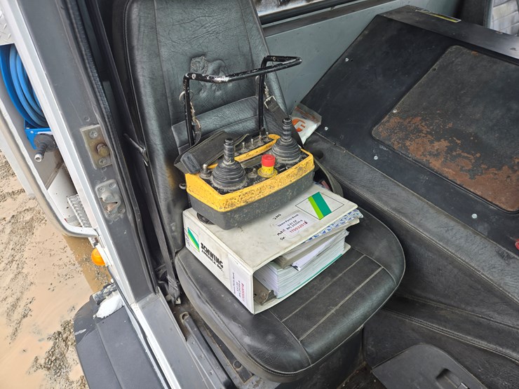 massey-ferguson-8-image-122