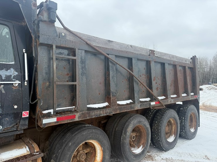 #1113-•-1990-ford-quad-axle-dump-truck-image-23