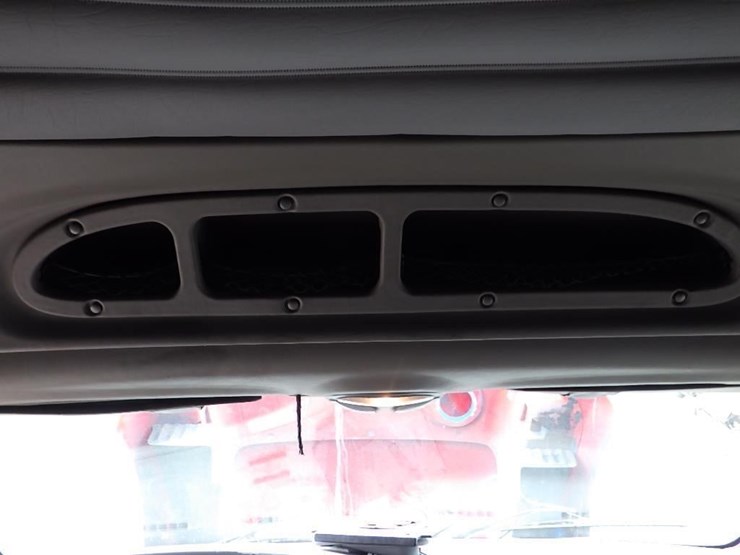 2006-peterbilt-387-image-50