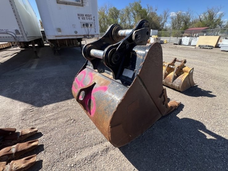 caterpillar-336e-image-1