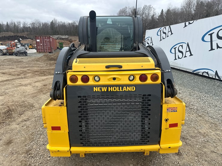 new-holland-l318-image-4