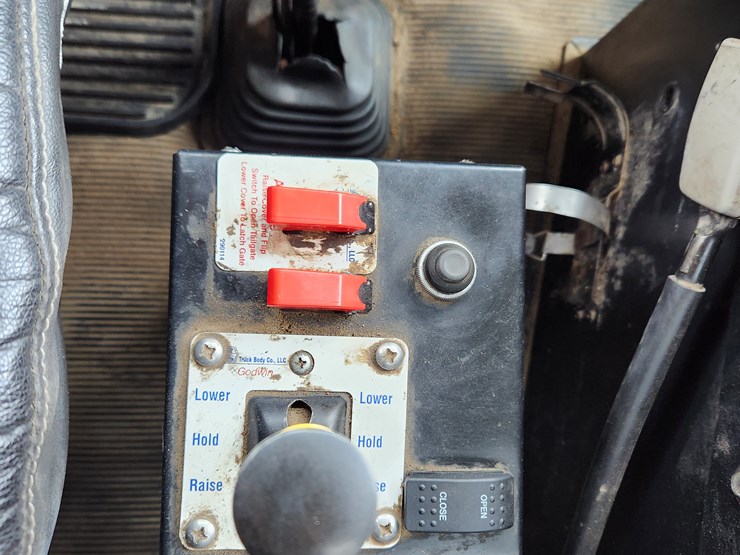 2014-kenworth-t800-image-24