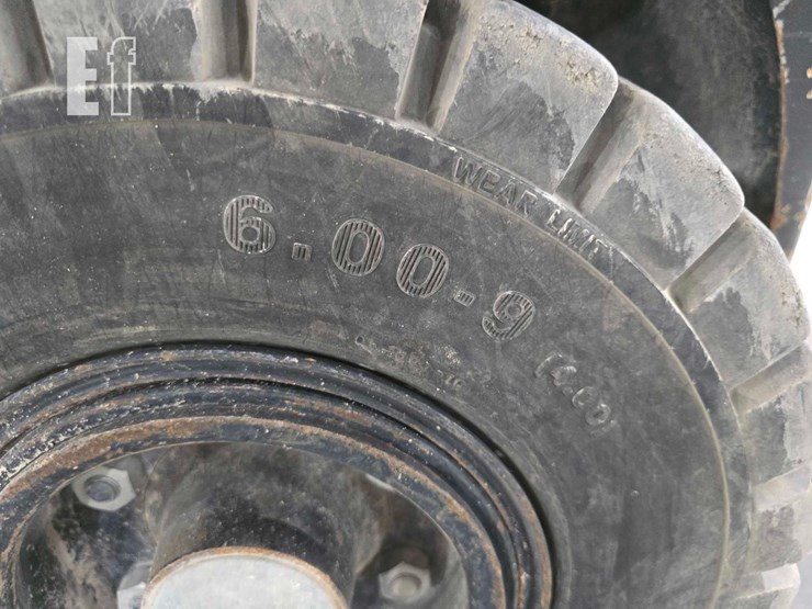 2018-caterpillar-gp25n-image-28