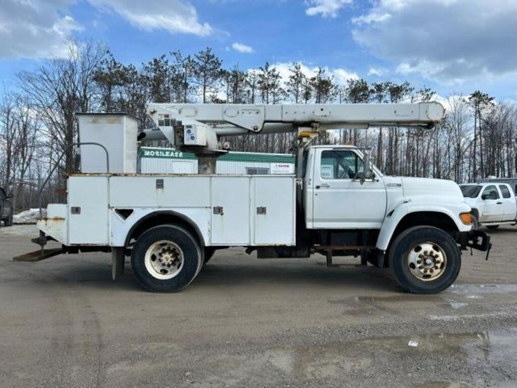 1997-ford-f800-image-3