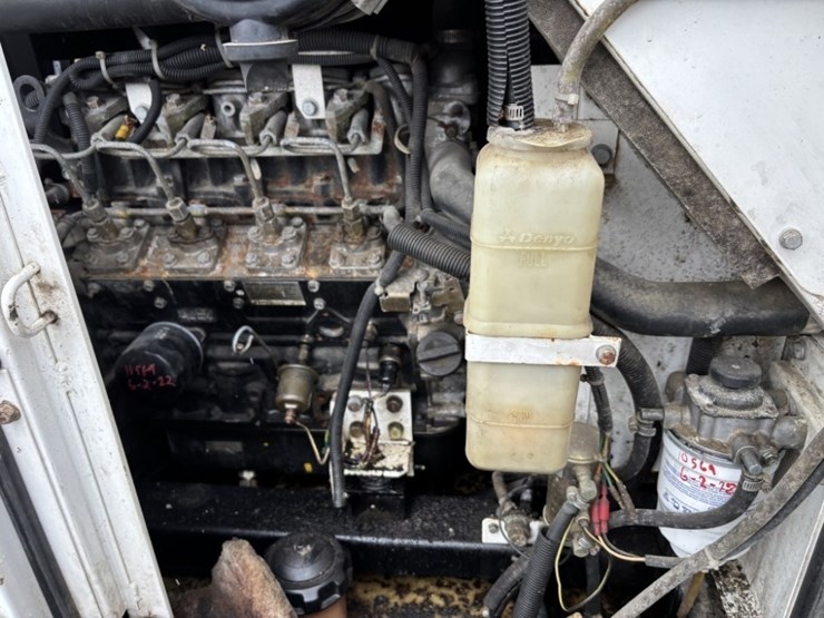 2003-multiquip-dca25usi-image-7