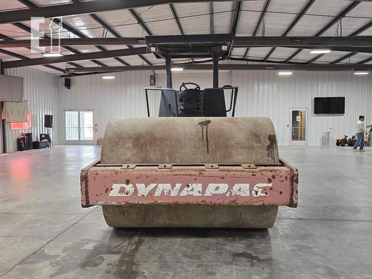 2012-dynapac-ca250d-image-7