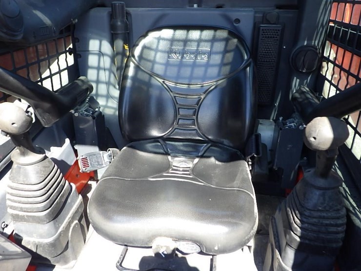 kubota-ssv65-image-22