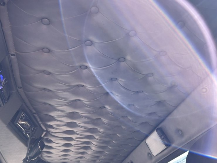 #1114-•-2005-western-star-tri-axle-heavy-haul-truck-tractor-image-71