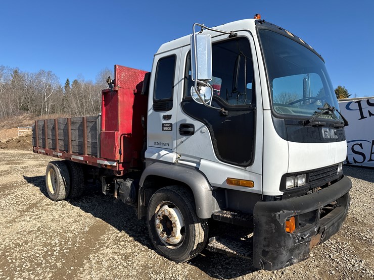 2000-gmc-t6500-image-7