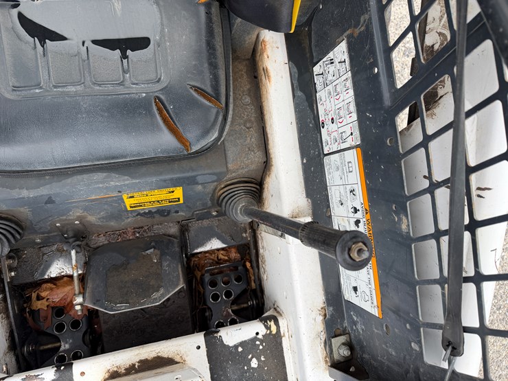 1993-bobcat-742b-image-8