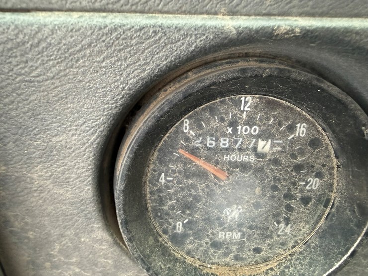 mack-dm688s-image-42