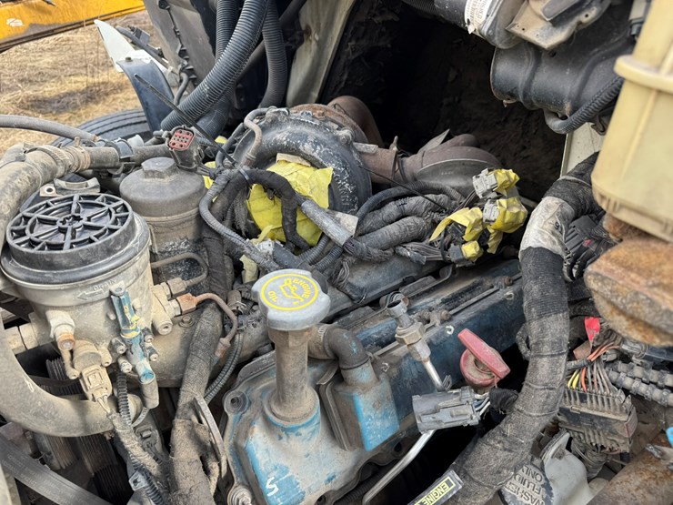 2007-international-durastar-4200-image-39