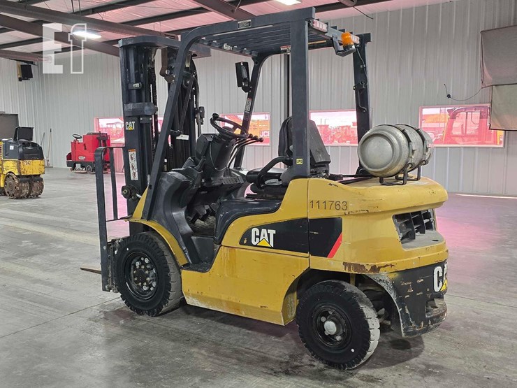 2019-caterpillar-gp25n-image-4