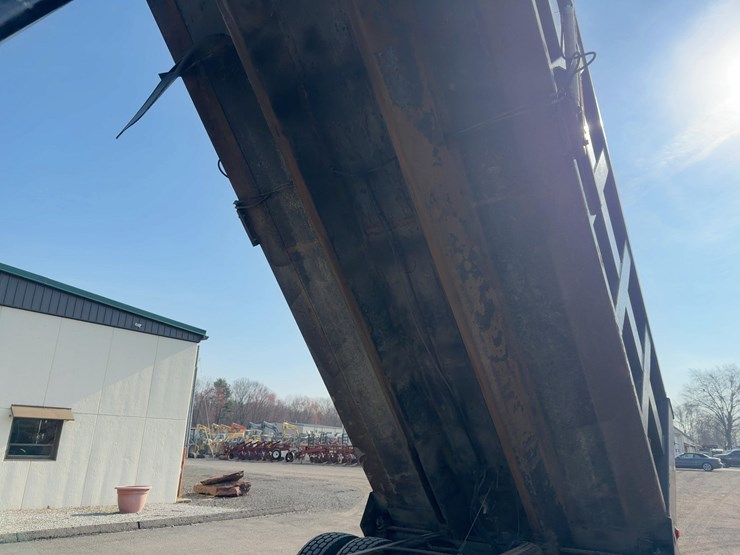 2006-mack-granite-cv713-image-14