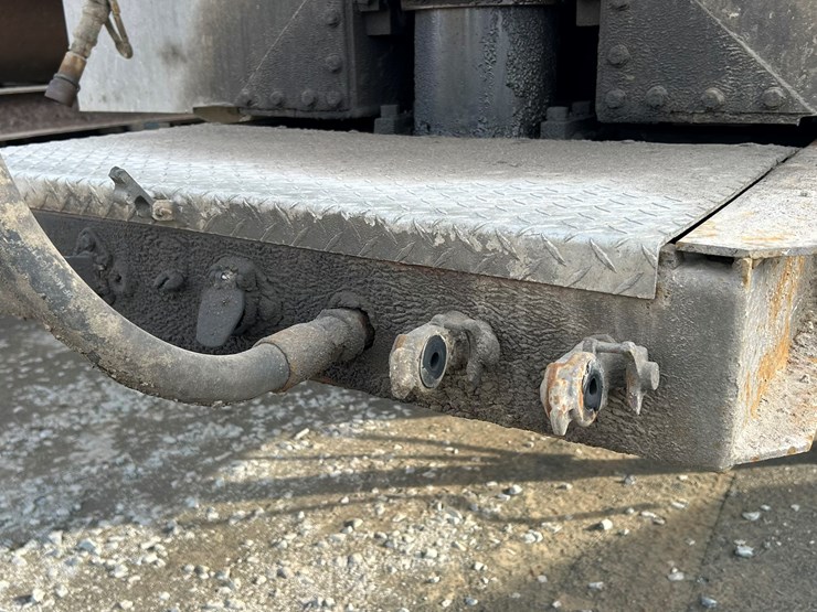 1995-axle-end-dump-image-10