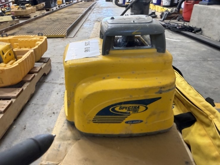 spectra-precision-gl422-dual-grade-laser-image-5