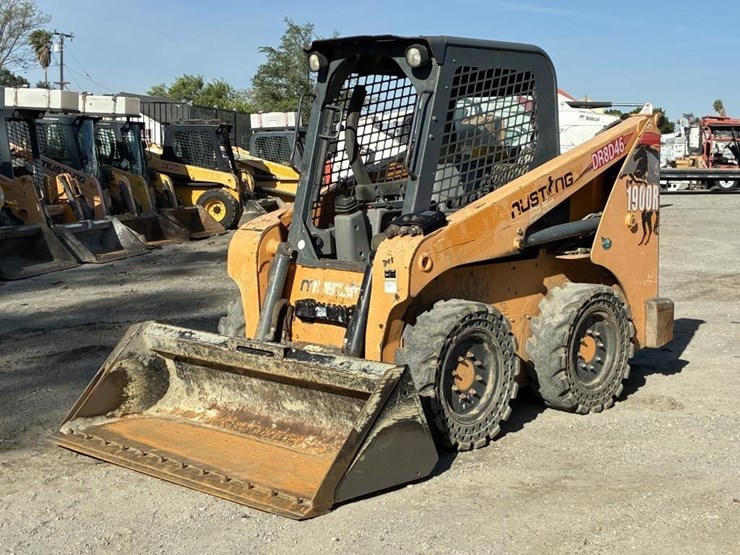 2018-mustang-1900r-image-1