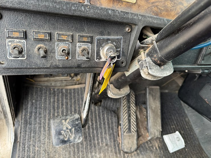 1995-kenworth-t600-image-50