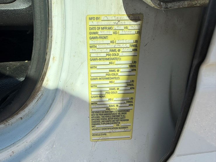 #1061-•-2016-ram-5500-heavy-duty-service-truck-image-55