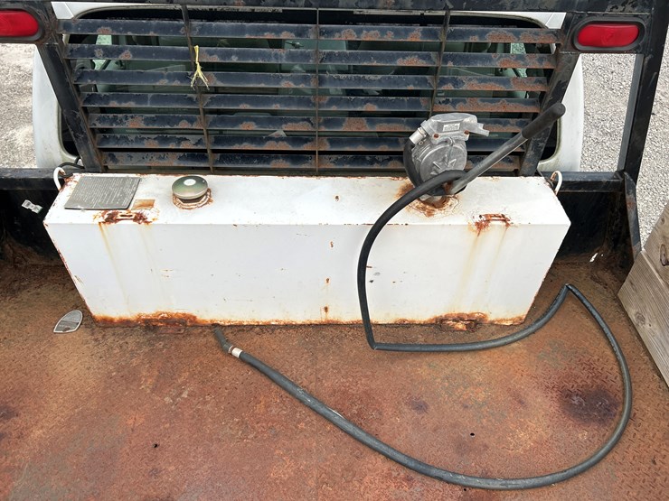 2011-ford-f350-image-16