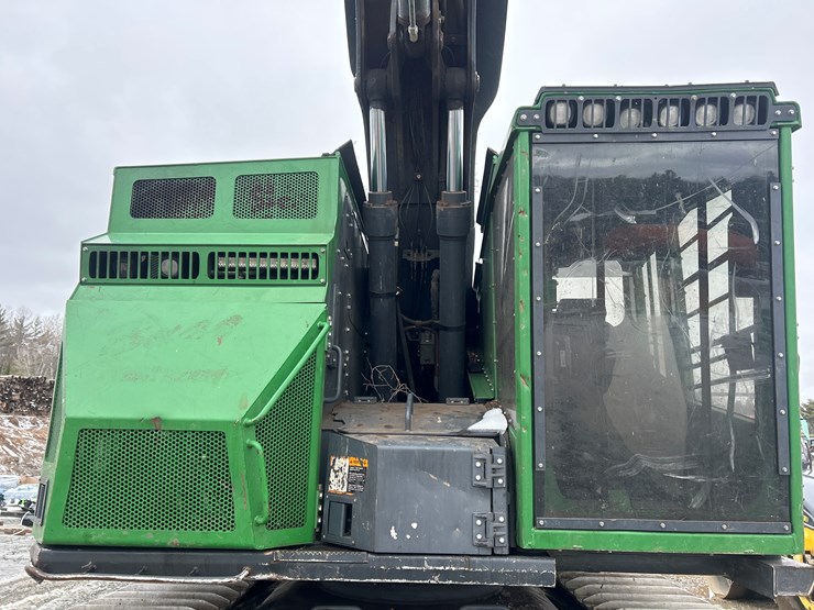 massey-ferguson-8-image-54