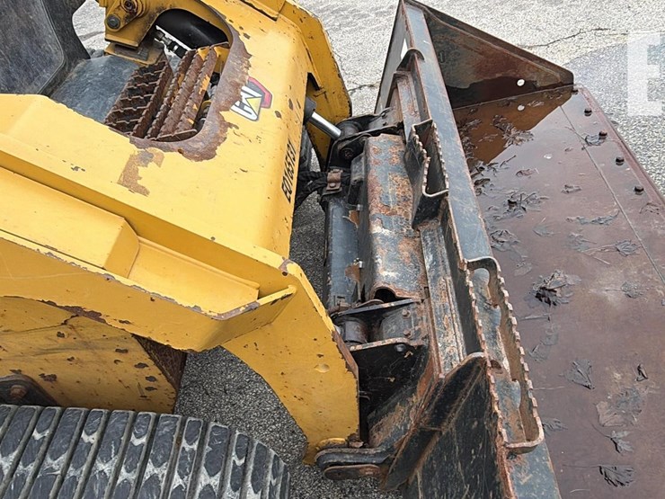 2021-caterpillar-299d3-xe-image-7