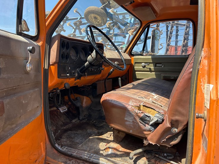 1974-gmc-6000-image-9