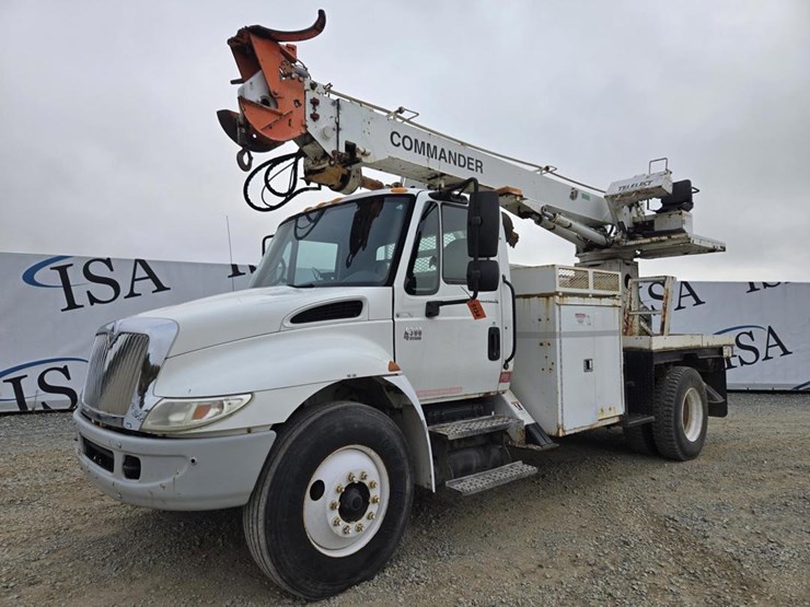 2003-international-durastar-4300-image-1