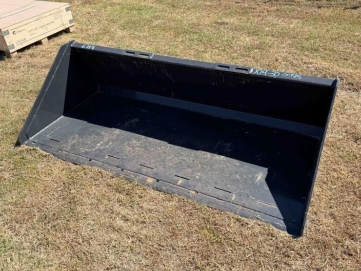 wolverine-80”-skidsteer-bucket-image-1