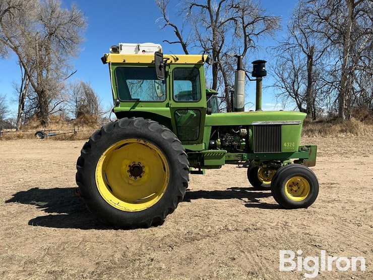 1972-john-deere-4320-image-4