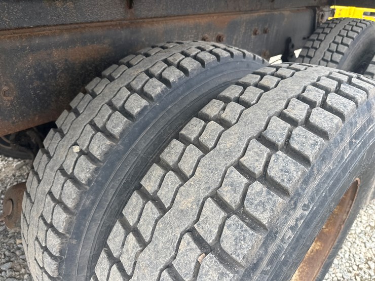 1986-mack-dm686s-image-55