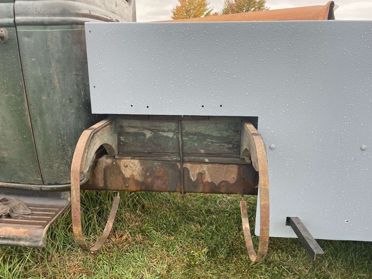 1935-ford-wrecker-image-46