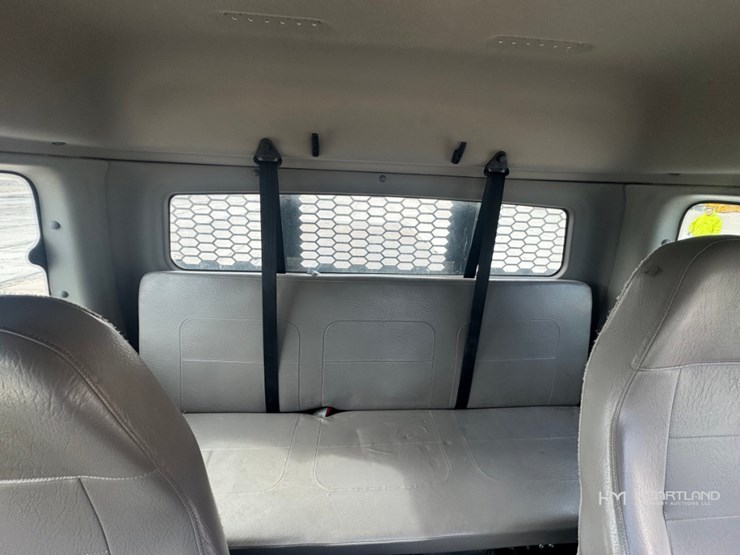 2023-freightliner-m2-106-image-50