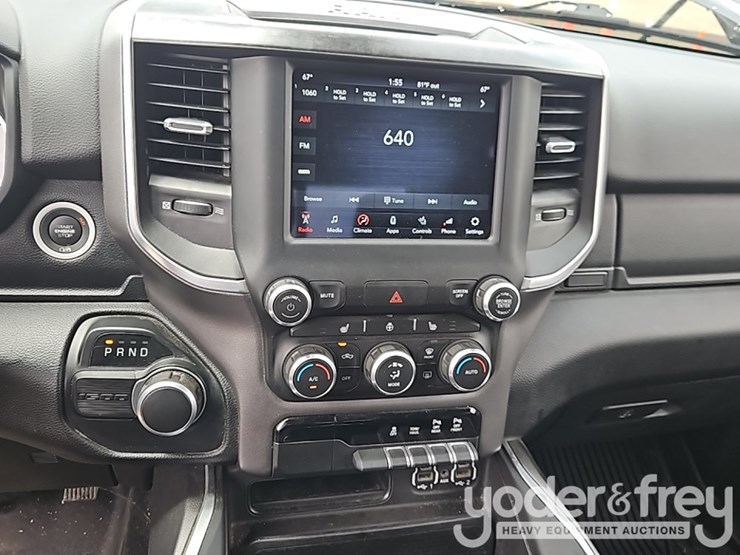 2018-dodge-ram-1500-image-27