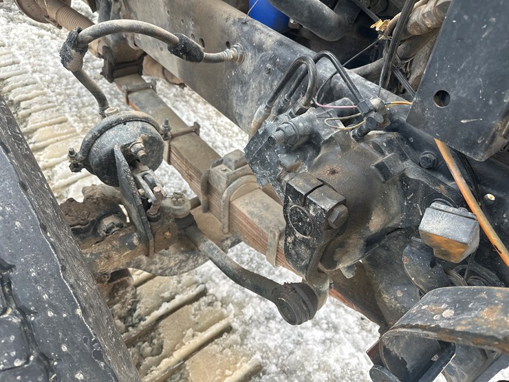 1997-massey-ferguson-8-image-52