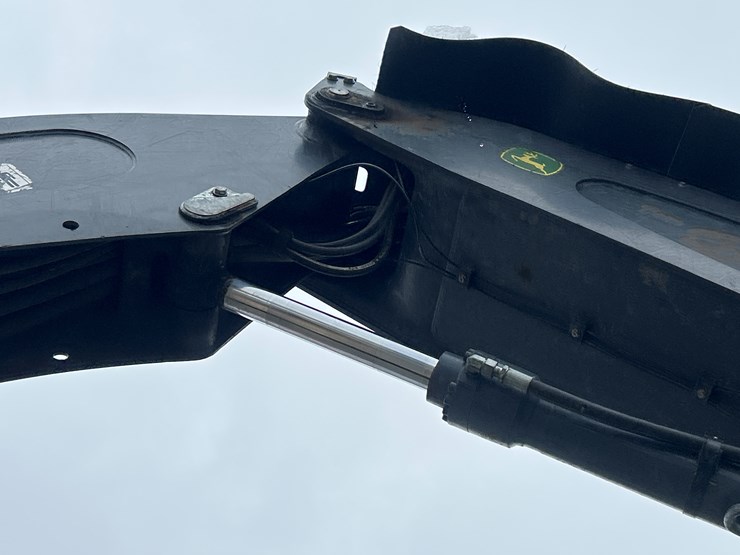 massey-ferguson-8-image-42