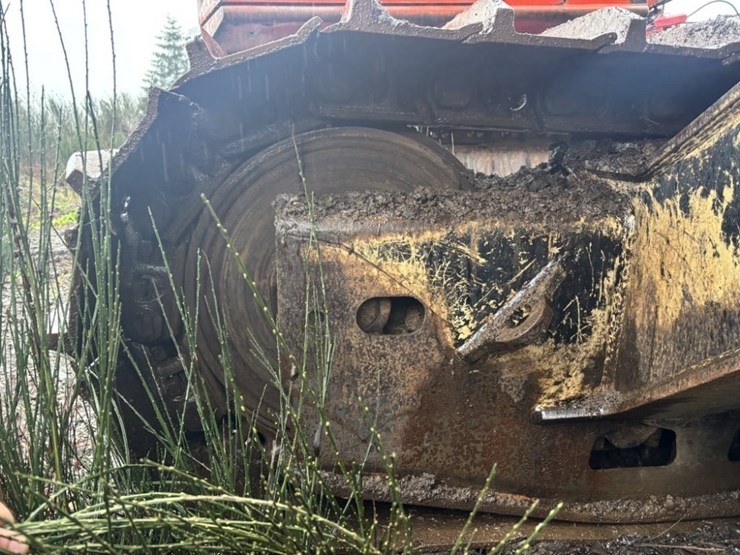 2017-tigercat-lx830d-image-12