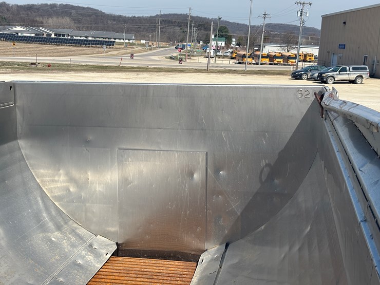 2006-international-7600-image-82