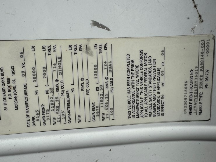 #2160-•-2006-freightliner-business-class-m2-box-truck-image-55